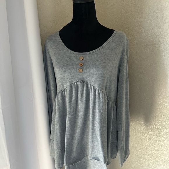 Tops - Gray Long Sleeve Relaxed Blouse
